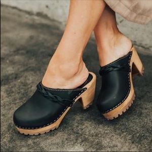MIA size 9 platform clog- handmade in Sweden